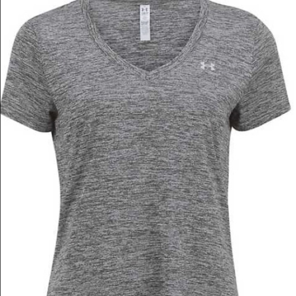 Sports Ts Nike, Under Armor, Starter $25 together